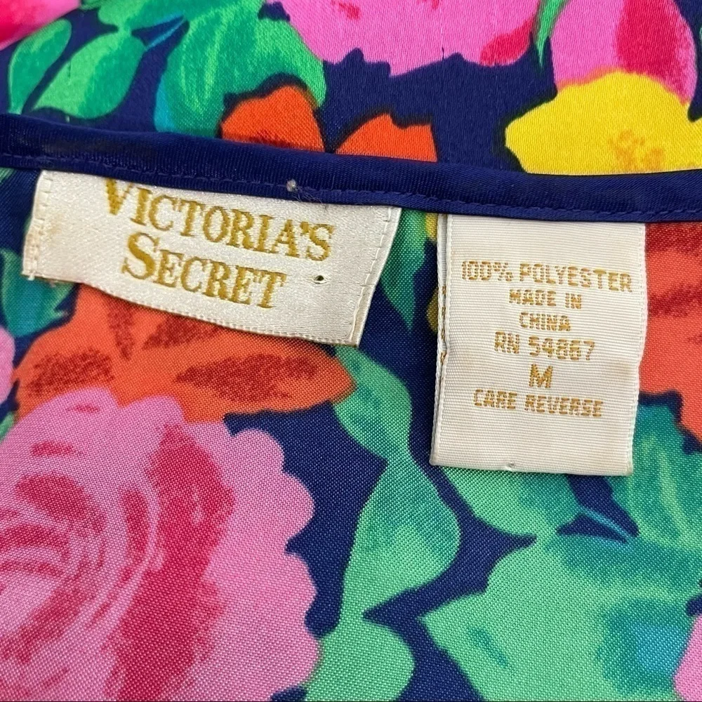 Vintage Gold Label VS floral robe and nightgown set medium - Picture 11 of 11
